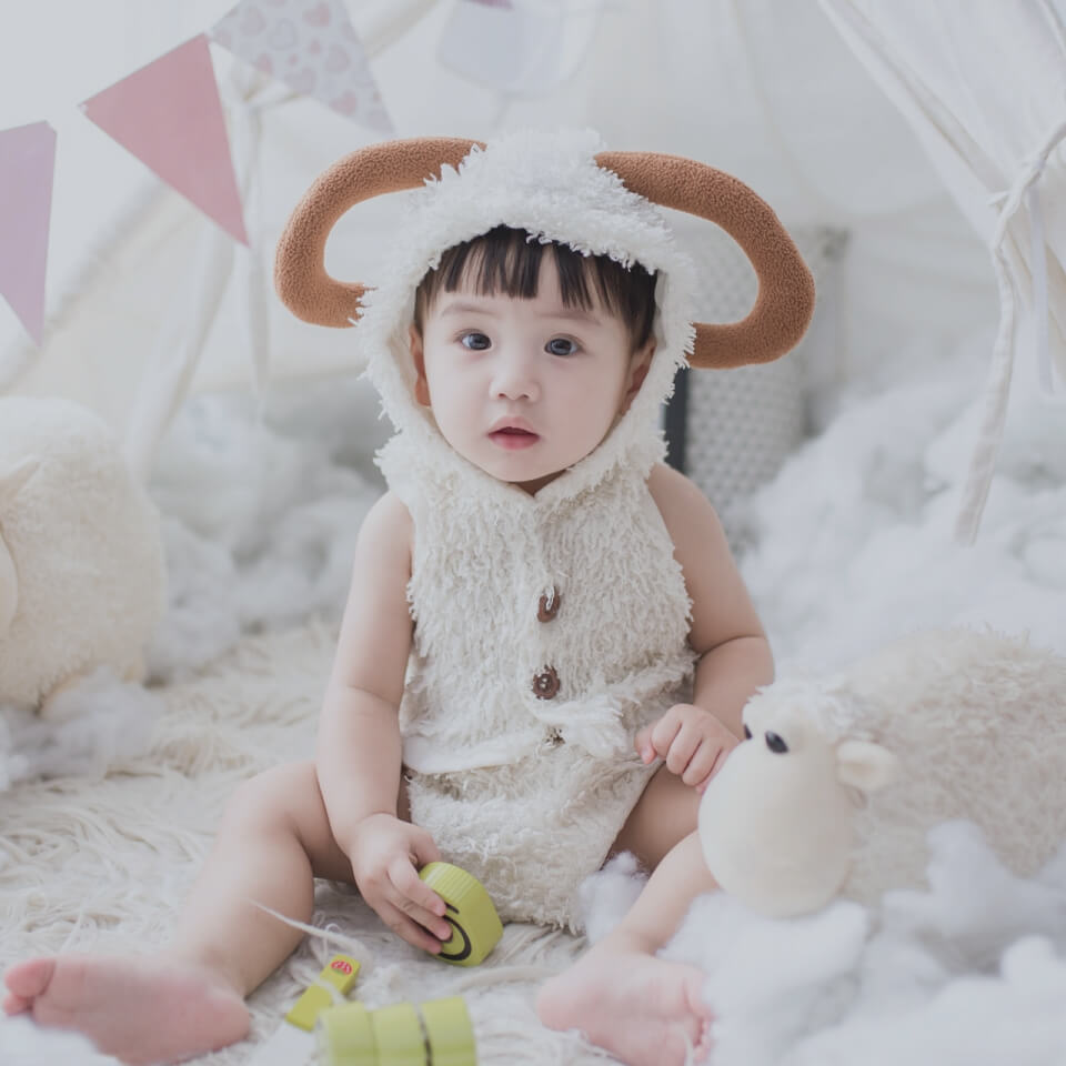 Admission day care program image fixed background 2.jpg
